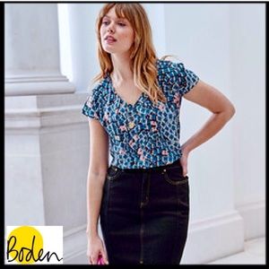 NWOT Boden Blue Floral V-Neck Ravello Top